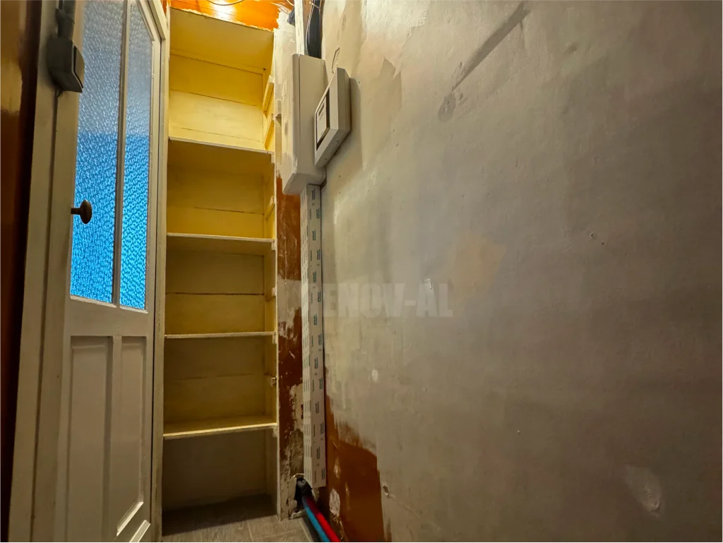 Rénovation escalier avant